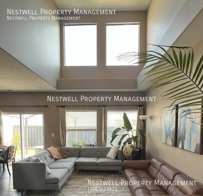 Building Photo - Wonderful 4-bed Townome in Sandy