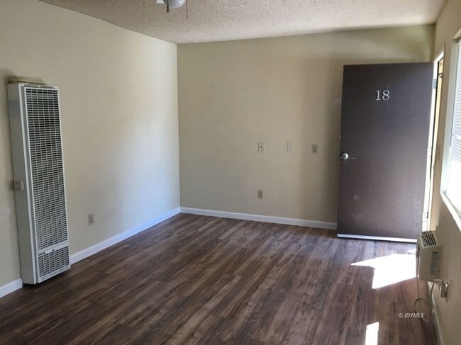 Building Photo - 1BR in Idyllwild
