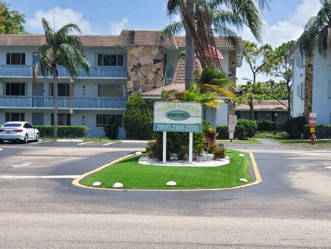 Foto del edificio - 2200 Springdale Blvd