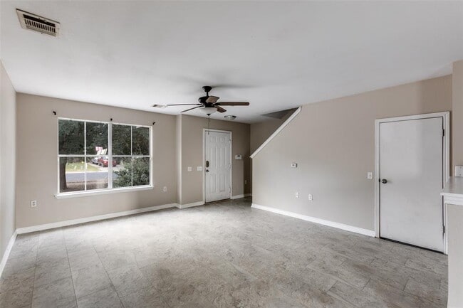 Building Photo - 11812 Lima Dr