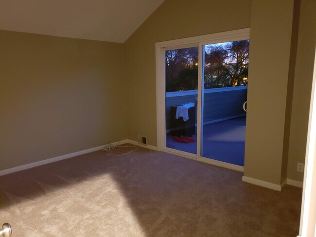 Large Second Bedroom with Deck - 476 Lenzen Ct