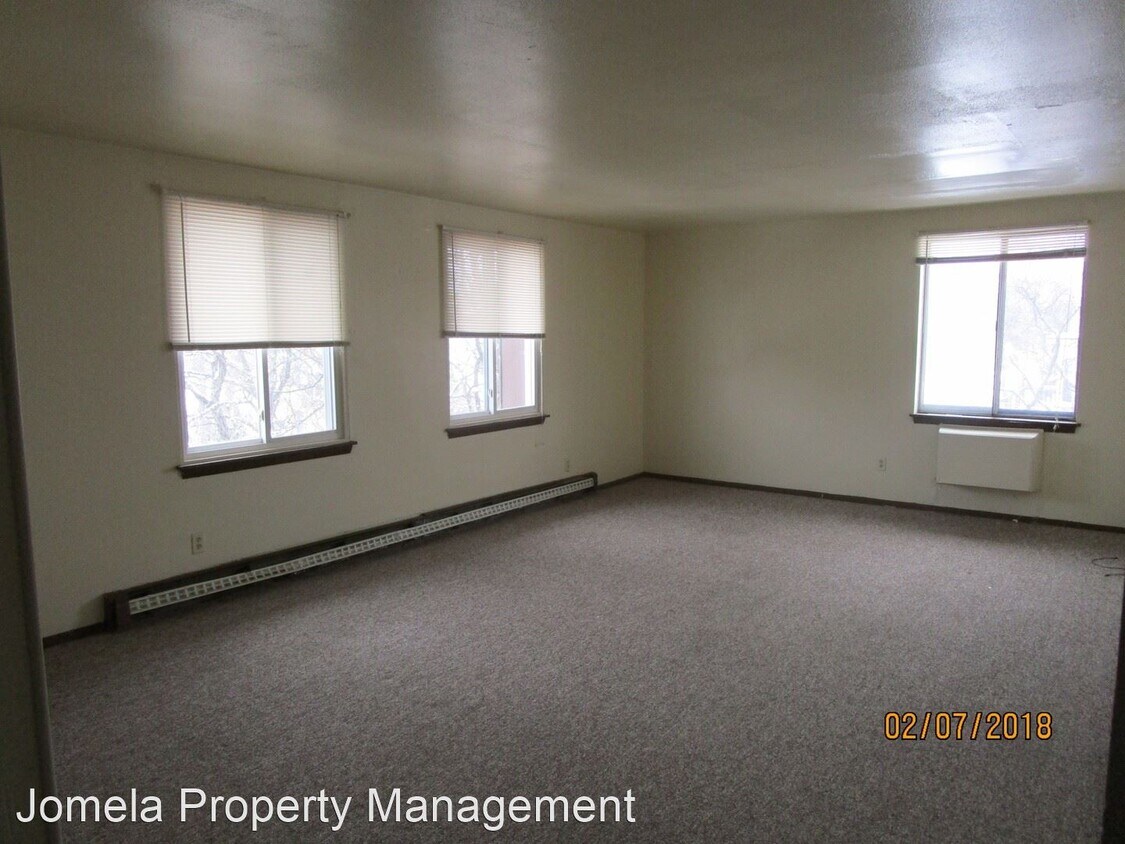 Primary Photo - 1143 N 29th St