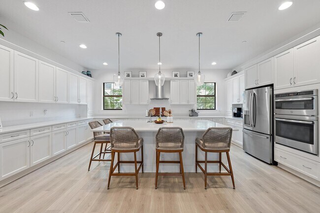 Foto del edificio - 12514 Gross Pointe Dr