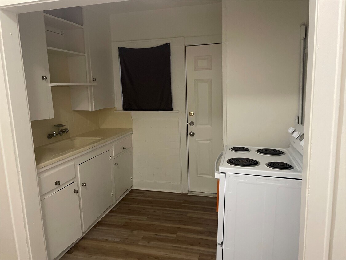 Foto del edificio - 7021 Hemlock St