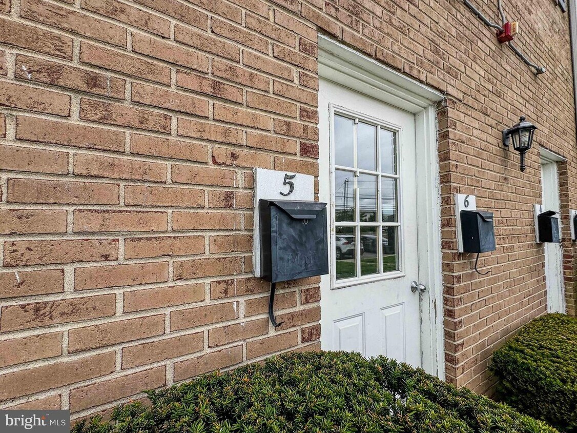 Foto principal - 1294 Cooper St