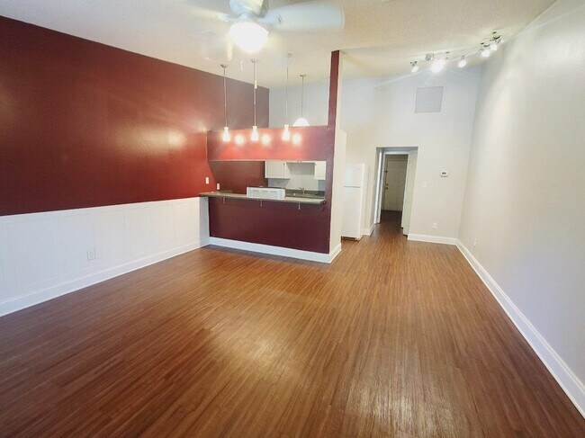 Foto del edificio - 2125 Sandpiper St