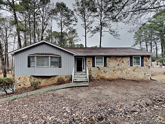 Building Photo - 756 Four Winds Ln