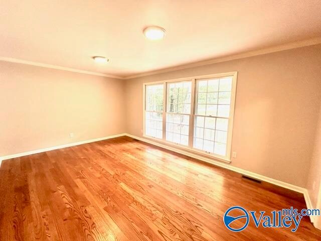 Building Photo - 11318 Dellcrest Dr SE