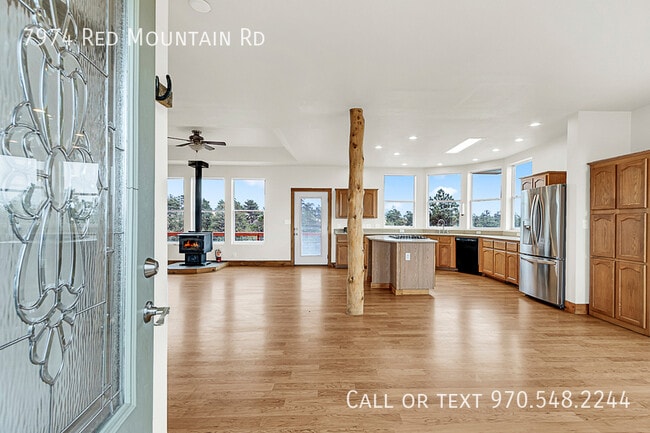 Foto del edificio - 7974 Red Mountain Rd