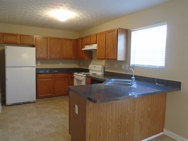 Foto del edificio - 812 Carlton Pointe Pl