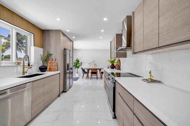 Foto del edificio - 9650 SW 9th Ct