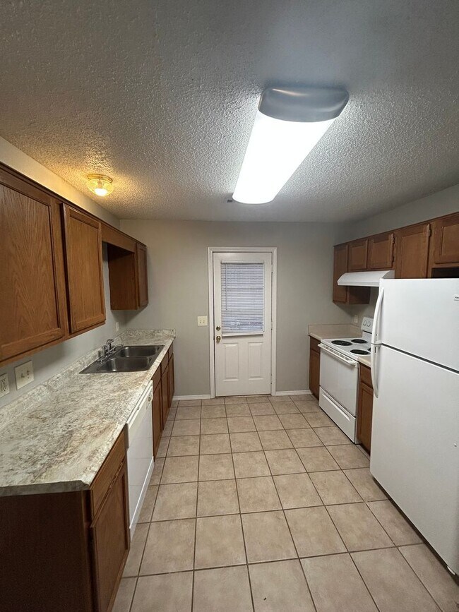 Foto del edificio - 3406 SW Landau Ct