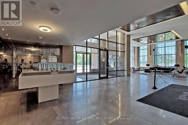 Photo du bâtiment - 18 Uptown Dr