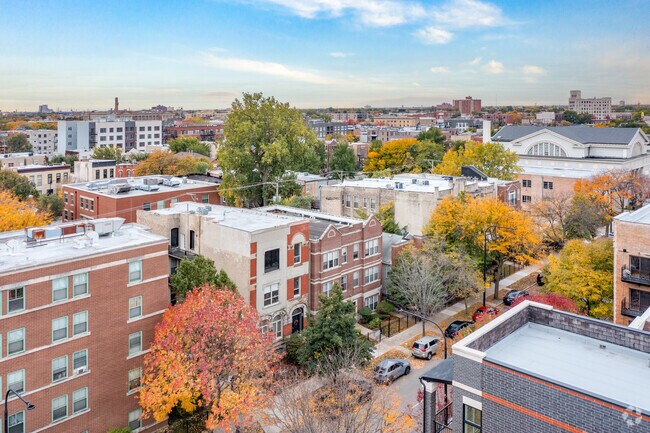 Aerial Photo - 2117-2119 W Washington Blvd