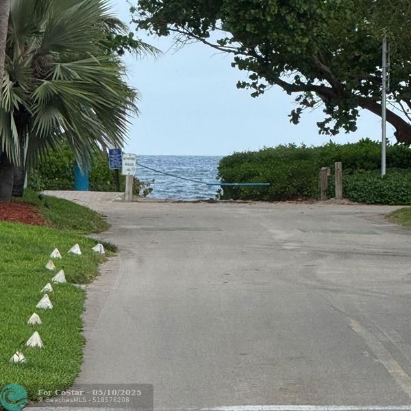 Foto del edificio - 2918 N Ocean Blvd