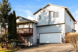 Building Photo - 3704 73rd Ave NE