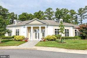 Foto del edificio - 332 Oyster Bay Pl