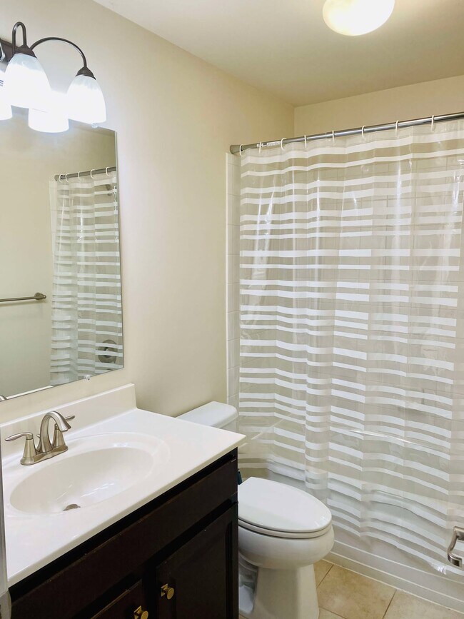 Baño - 4873 Dane Ridge Cir