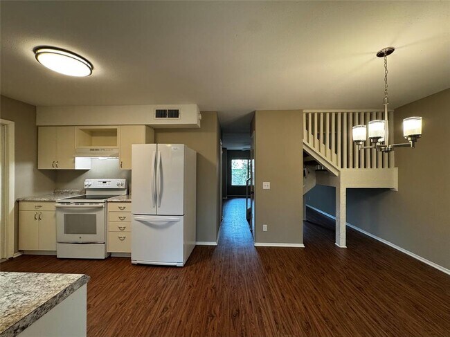 Foto del edificio - 5121 Fort Clark Dr