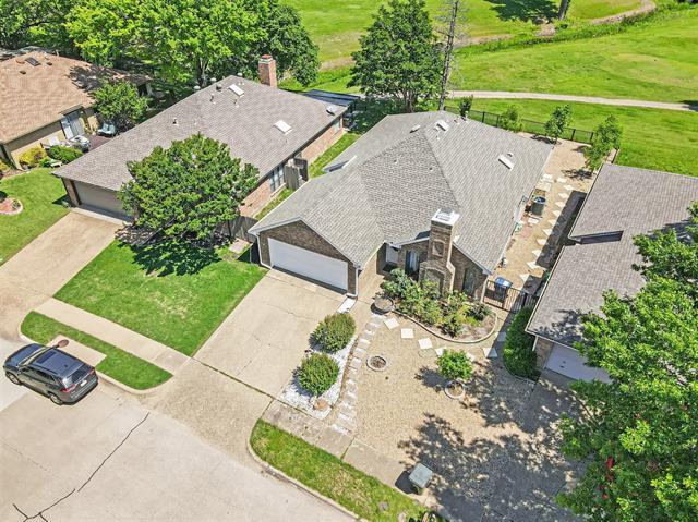 Building Photo - 2718 Laurel Oaks Dr