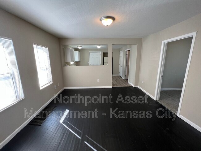Foto del edificio - 2130 N 32nd St