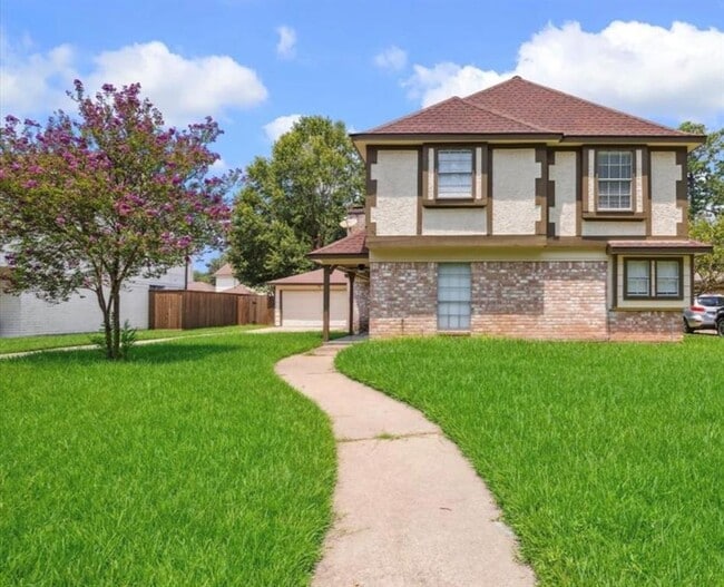 Building Photo - 5707 Arenas Timbers Dr