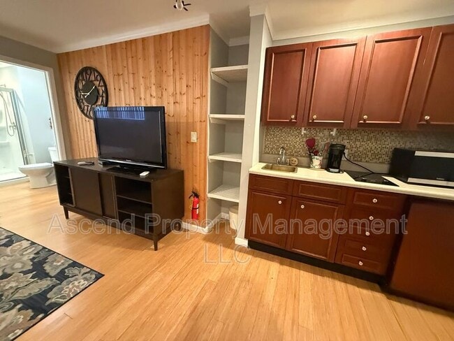 Photo - 47 Shirley Dr House