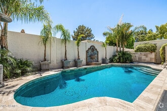 Building Photo - 7345 E Keim Dr