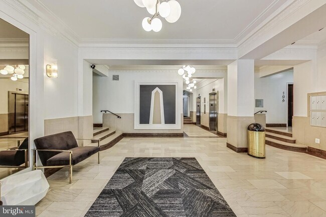 Foto del edificio - 1010 25th St NW