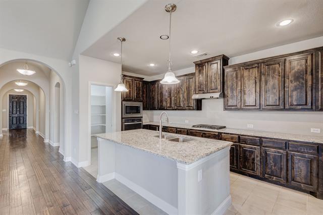 Foto del edificio - 15609 Canyon Ridge