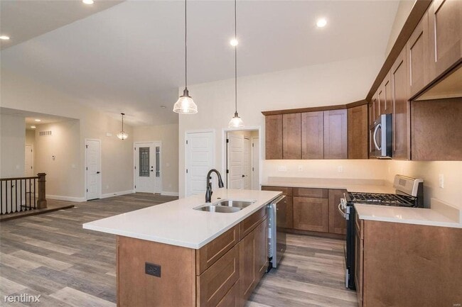 Building Photo - 4 br, 3 bath House - 141 Smola Woods Ct 23...