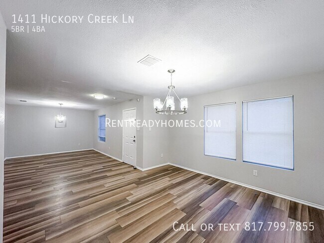 Foto del edificio - 1411 Hickory Creek Ln
