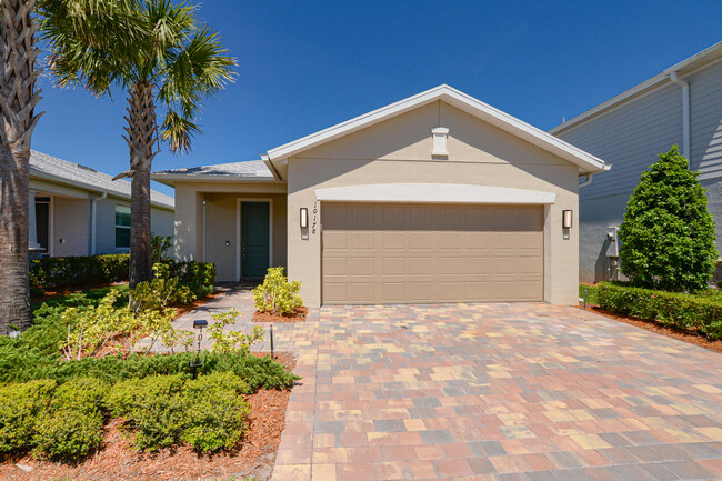 Building Photo - 10178 SW Captiva Dr