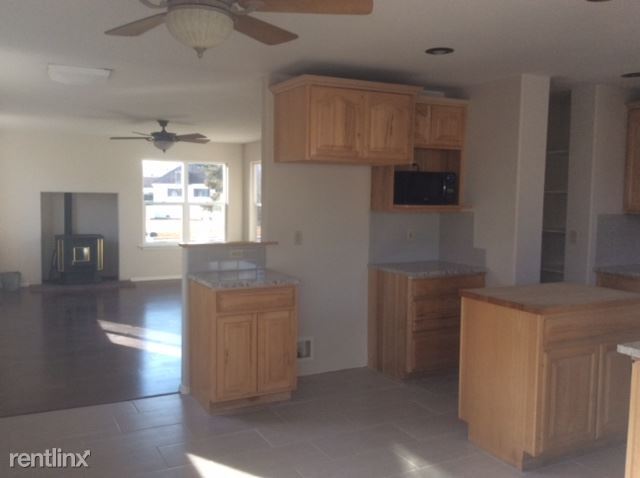 Foto principal - 4 br, 2 bath House - 2010 Mesa Ave