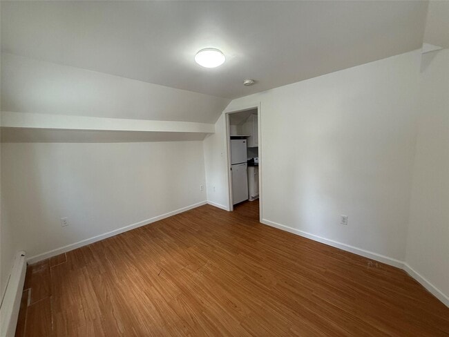 Building Photo - 8 Harrison St