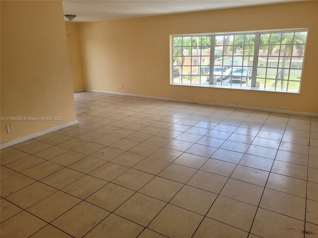 Foto del edificio - 5316 NW 18th Ct