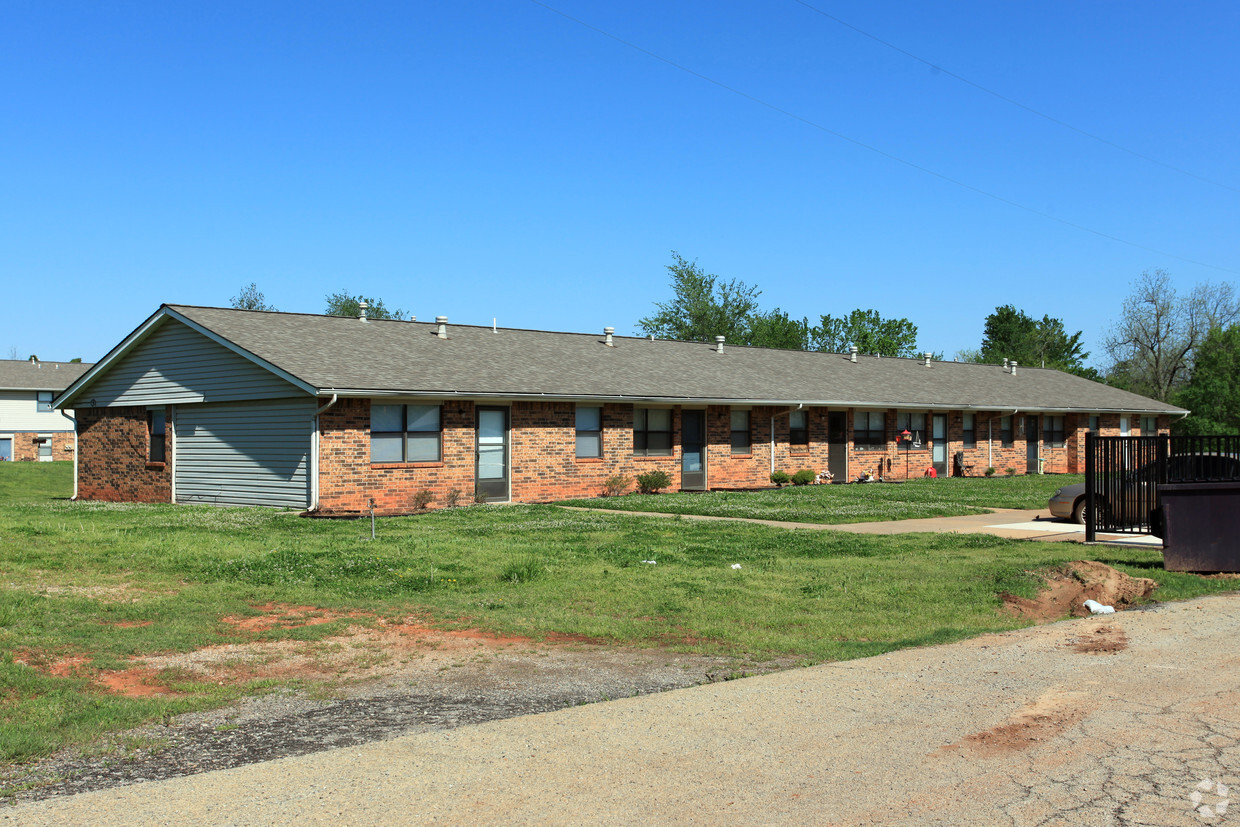 Primary Photo - Wellston Village Apartments