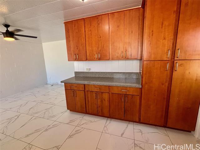 Building Photo - 608 Judd St