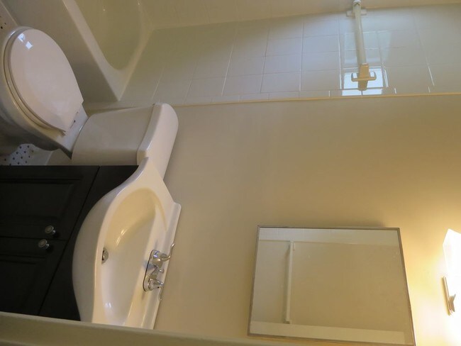 Foto del edificio - 2613 Colebrooke Dr