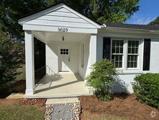 Building Photo - 3027 Lindsay St