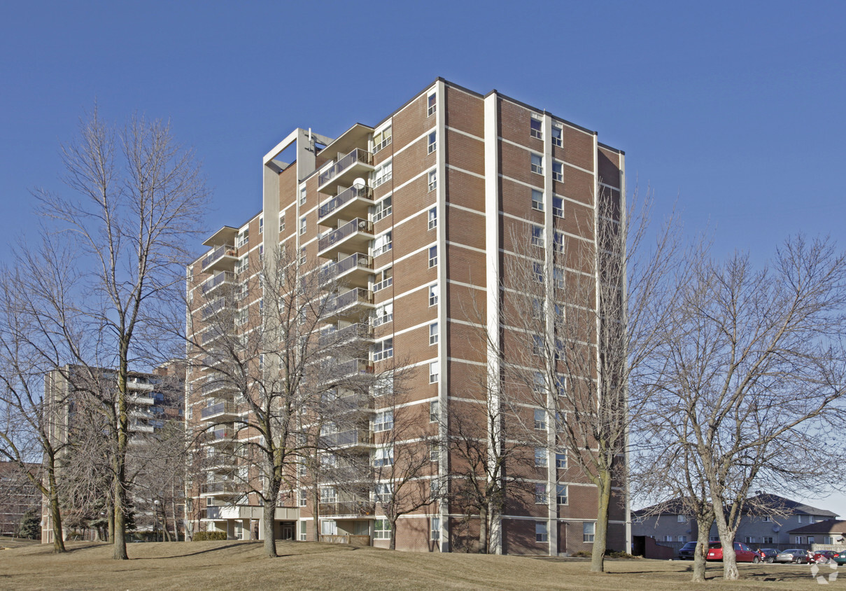 Primary Photo - Martingrove Square West