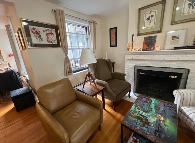 Foto del edificio - 1471 Beacon St