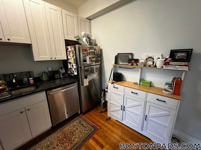 Foto del edificio - 114 Willow St