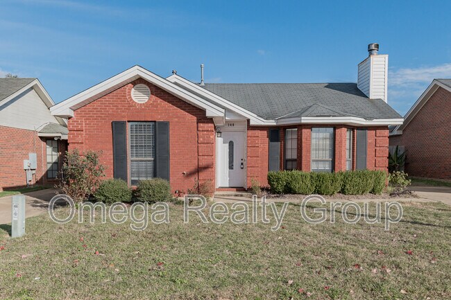 Foto del edificio - 140 Hambleton Rd