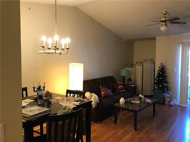 Foto del edificio - 501 W 26th St