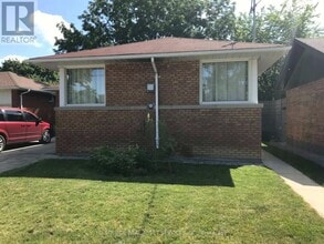 Building Photo - 69 Paulart Dr