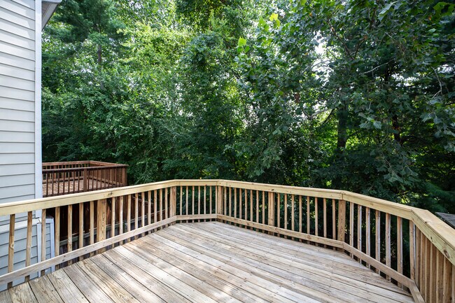 Foto del edificio - 13711 Flowing Brook Ct