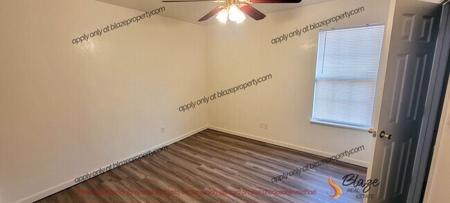 Foto del edificio - 3-Bed 1 Bath Hamlet Home for Rent