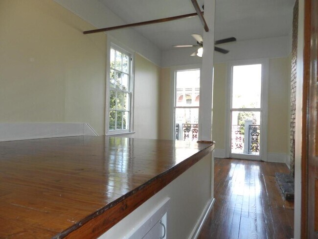 Foto del edificio - 1232 Saint Andrew St