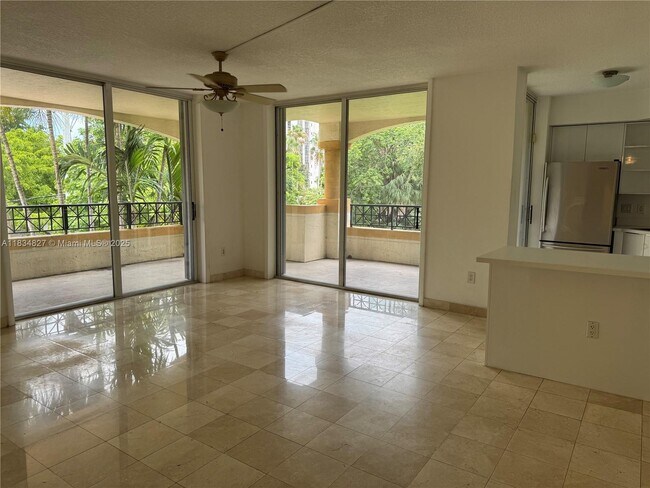 Foto del edificio - 1834 Brickell Ave